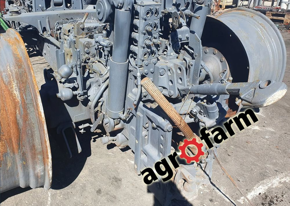 John Deere 6195R 6190 6R most wał blok skrzynia obudowa zwolnica - علبة التروس - الآلات والماكينات الزراعية: صور 2 John Deere 6195R 6190 6R most wał blok skrzynia obudowa zwolnica - علبة التروس - الآلات والماكينات الزراعية: صور 2
