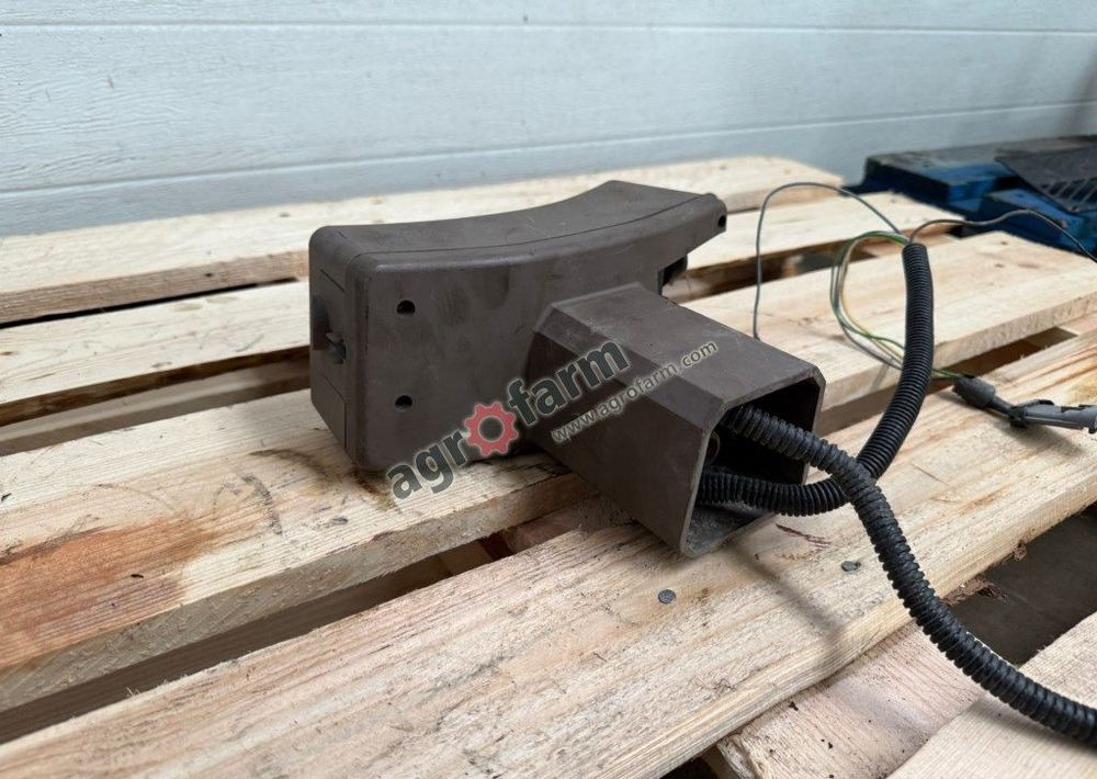 Moduł multifunkcyjny, John Deere 6155M - النظام الكهربائي: صور 2 Moduł multifunkcyjny, John Deere 6155M - النظام الكهربائي: صور 2