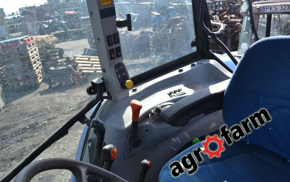 New Holland T5050 silnik most obudowa skrzynia piasta blok zawór - قطع الغيار - الآلات والماكينات الزراعية: صور 5 New Holland T5050 silnik most obudowa skrzynia piasta blok zawór - قطع الغيار - الآلات والماكينات الزراعية: صور 5