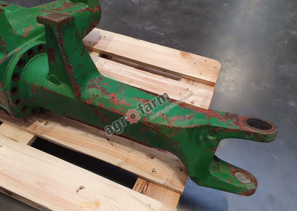 OBUDOWA PRZEDNIEGO MOSTU JOHN DEERE 3640 3650 - نقل الحركة: صور 1 OBUDOWA PRZEDNIEGO MOSTU JOHN DEERE 3640 3650 - نقل الحركة: صور 1