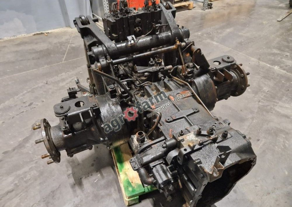 Skrzynia biegów, most tylny Deutz 2093417012 - علبة التروس: صور 3 Skrzynia biegów, most tylny Deutz 2093417012 - علبة التروس: صور 3