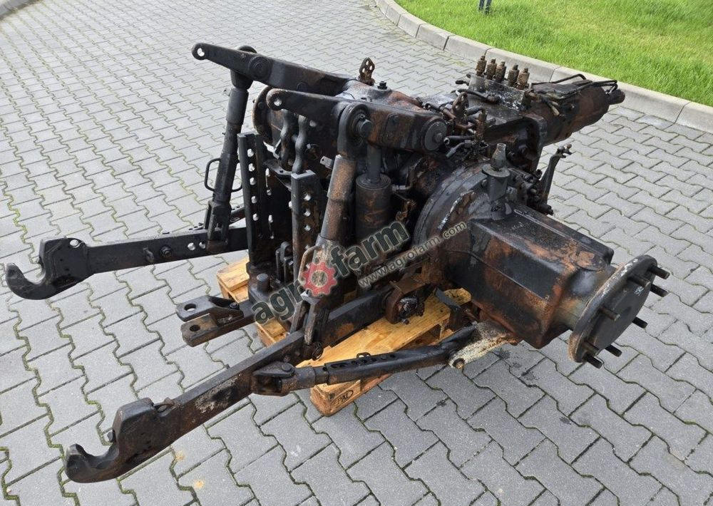 Skrzynia biegów, most tylny Valtra N91 TB07881 - علبة التروس: صور 3 Skrzynia biegów, most tylny Valtra N91 TB07881 - علبة التروس: صور 3