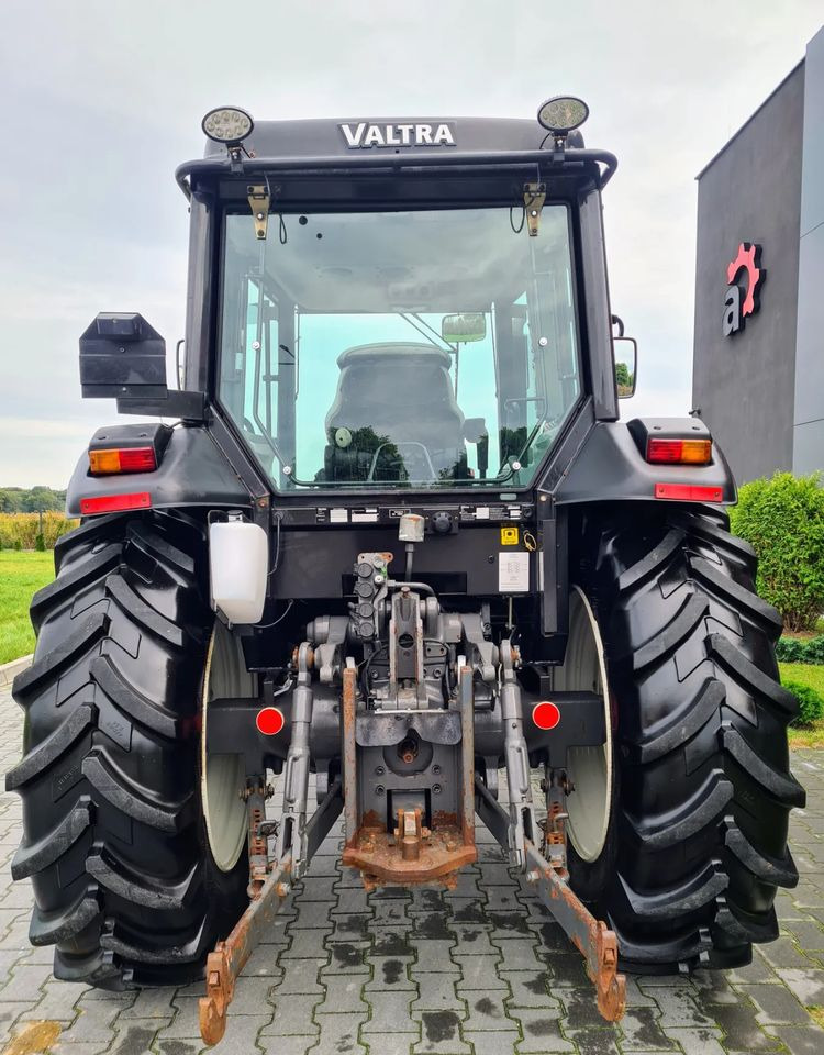 Valtra A93 - جرار: صور 5 Valtra A93 - جرار: صور 5