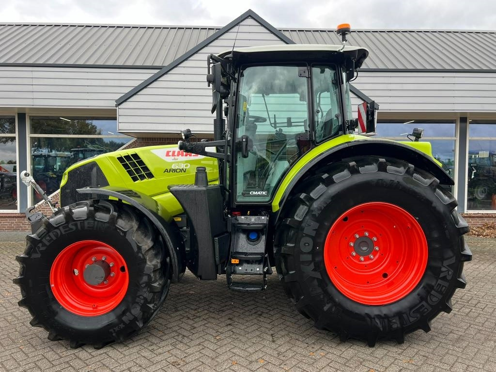 Claas Arion 630 CIS+ CMATIC - جرار: صور 2 Claas Arion 630 CIS+ CMATIC - جرار: صور 2