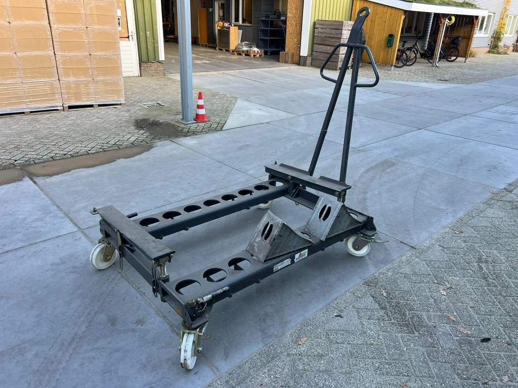 Claas / Fliegl Cargos transport kar - مقطورات الاعلاف: صور 4 Claas / Fliegl Cargos transport kar - مقطورات الاعلاف: صور 4