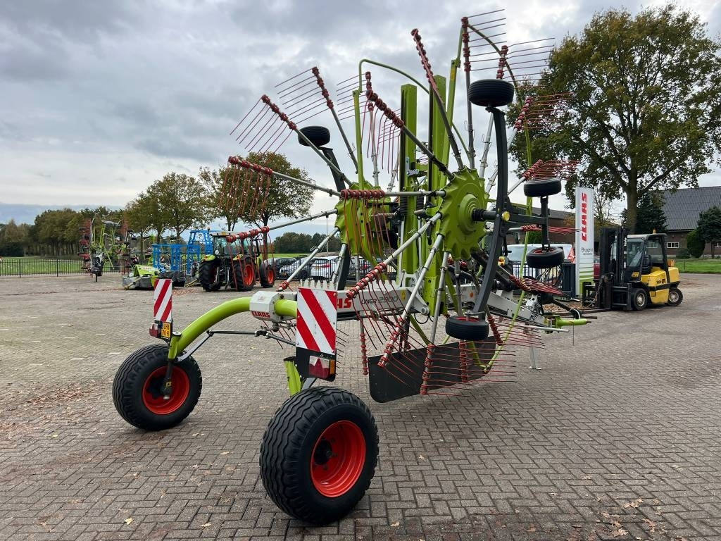 Claas Liner 2900 - لمّامَة القش: صور 5 Claas Liner 2900 - لمّامَة القش: صور 5