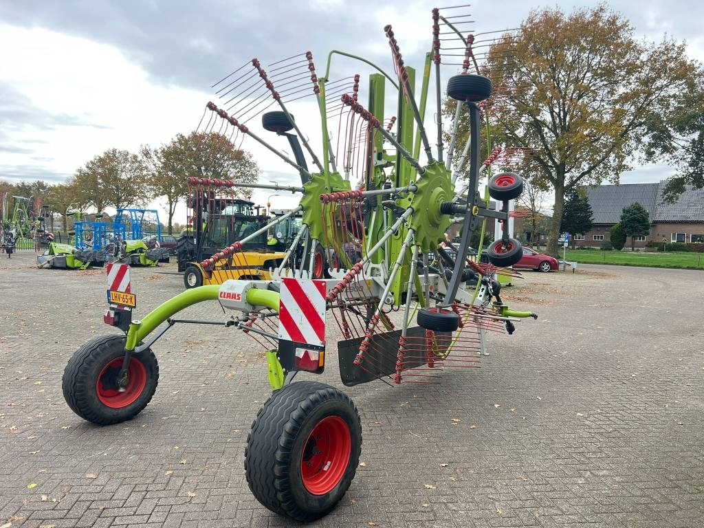 Claas liner 2900 - لمّامَة القش: صور 5 Claas liner 2900 - لمّامَة القش: صور 5