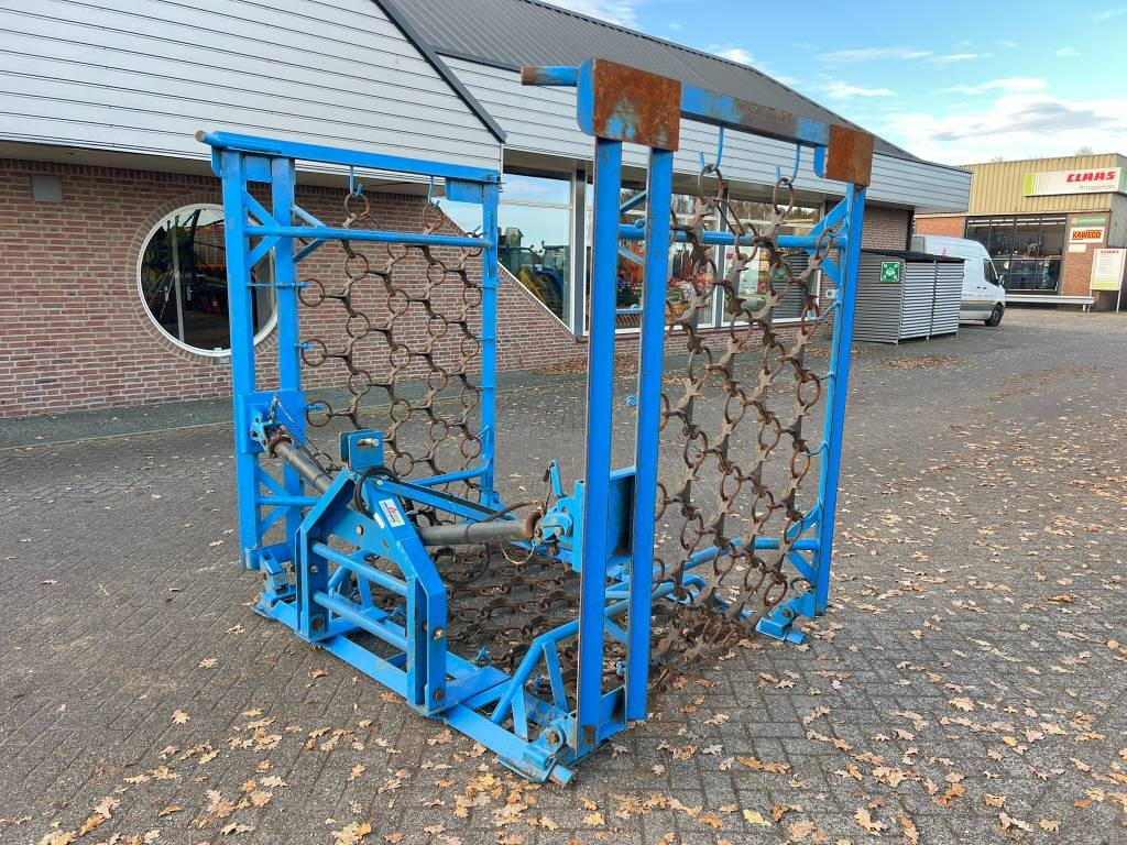 Inter-Tech Weidesleep - المعدات لتربية الماشية: صور 1 Inter-Tech Weidesleep - المعدات لتربية الماشية: صور 1