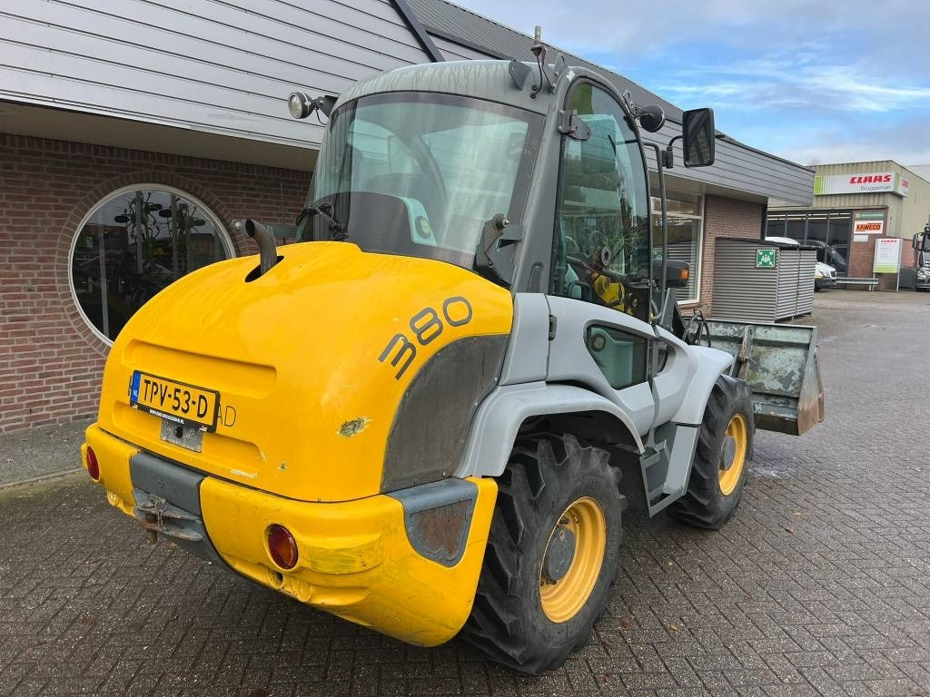 Kramer 380 shovel - اللودر بعجل: صور 5 Kramer 380 shovel - اللودر بعجل: صور 5