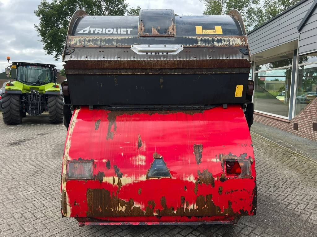 Trioliet TRIOMIX 1-1200 - آلة خلط وتوزيع الأعلاف: صور 4 Trioliet TRIOMIX 1-1200 - آلة خلط وتوزيع الأعلاف: صور 4