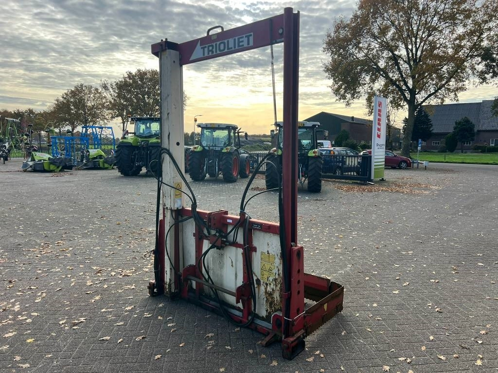 Trioliet TU 195 Kuilvoersnijder - المعدات لتربية الماشية: صور 3 Trioliet TU 195 Kuilvoersnijder - المعدات لتربية الماشية: صور 3