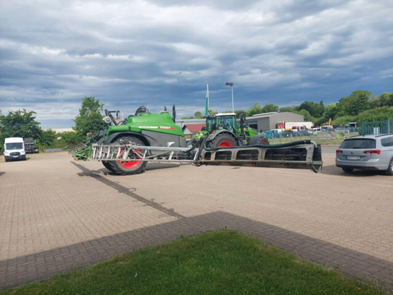 تأجير Fendt Rogator 366 Fendt Rogator 366: صور 9 تأجير Fendt Rogator 366 Fendt Rogator 366: صور 9