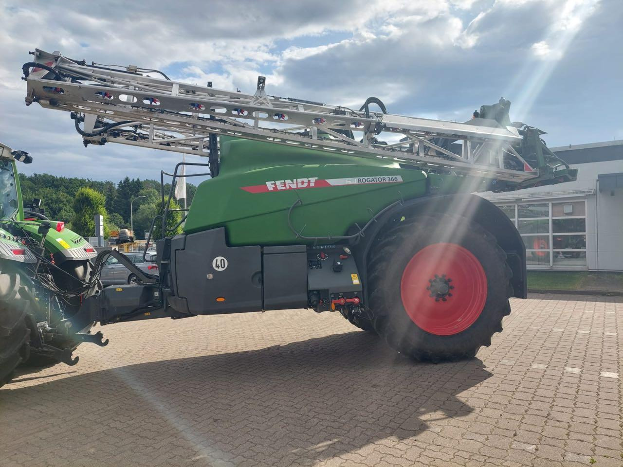 Fendt Rogator 366 - آلة الرش المقطورة: صور 5 Fendt Rogator 366 - آلة الرش المقطورة: صور 5