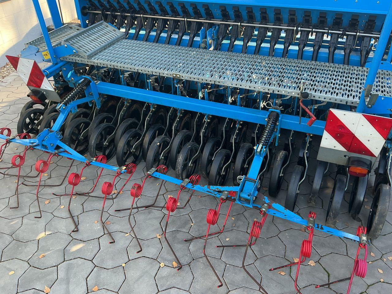 Lemken Saphir 7/300 DS - الة بذر: صور 4 Lemken Saphir 7/300 DS - الة بذر: صور 4
