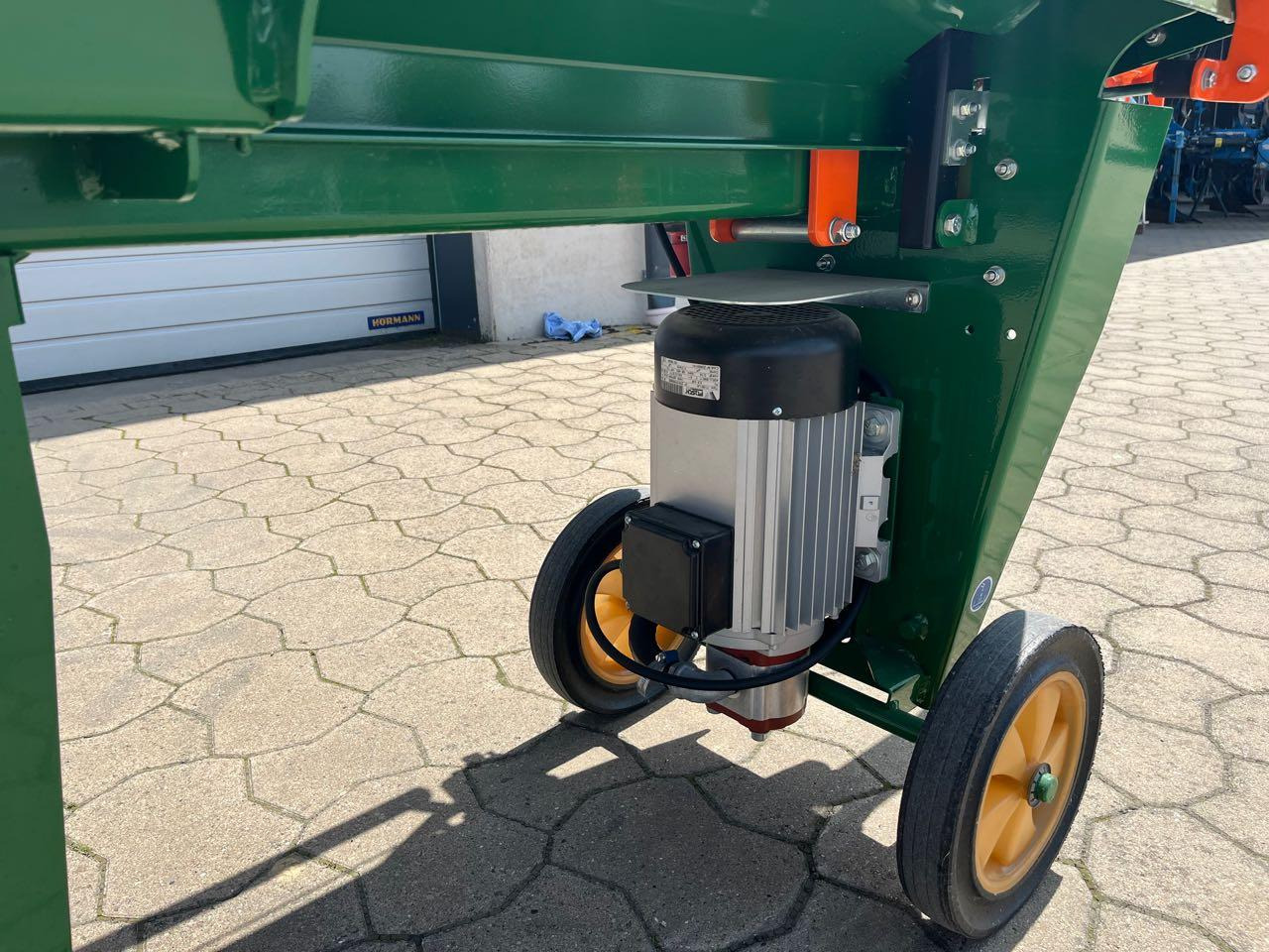 Posch Oscar E5, 5-400V-R-540N-L Turbo - آلة تقطيع الخشب: صور 4 Posch Oscar E5, 5-400V-R-540N-L Turbo - آلة تقطيع الخشب: صور 4