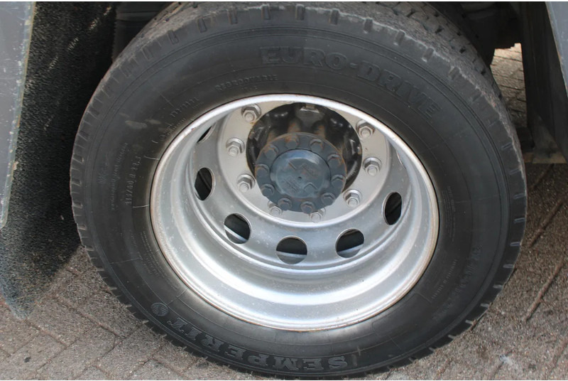 شاحنة نقل سيارات شاحنة DAF CF 75.310 + HYDROLIC PLATFORM + EURO 5 + REMOTE + MANUAL: صور 18