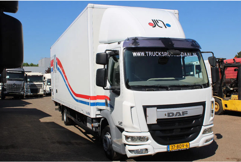 DAF LF 210 + EURO 6 + LIFT - بصندوق مغلق شاحنة: صور 2 DAF LF 210 + EURO 6 + LIFT - بصندوق مغلق شاحنة: صور 2