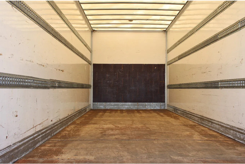 DAF LF 210 + EURO 6 + LIFT - بصندوق مغلق شاحنة: صور 5 DAF LF 210 + EURO 6 + LIFT - بصندوق مغلق شاحنة: صور 5