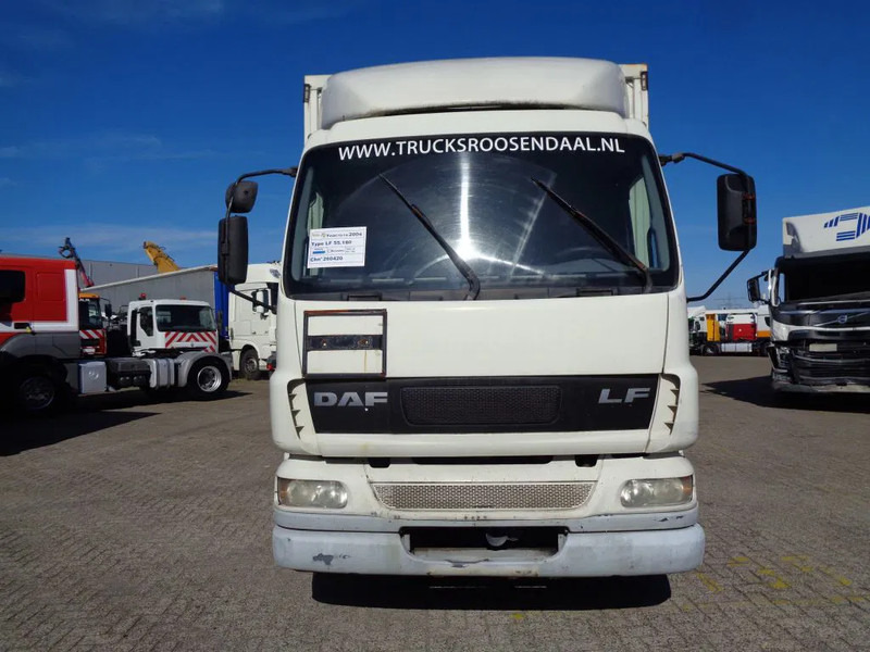 DAF LF55.180 + MANUAL + LIFT - شاحنة ستارة: صور 2 DAF LF55.180 + MANUAL + LIFT - شاحنة ستارة: صور 2