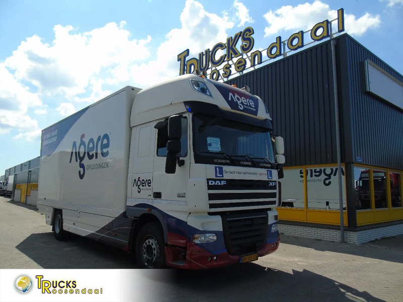 DAF XF 105 .460 + MANUAL + EURO 5 - بصندوق مغلق شاحنة: صور 1 DAF XF 105 .460 + MANUAL + EURO 5 - بصندوق مغلق شاحنة: صور 1