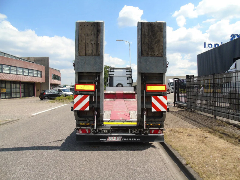 Faymonville 4x AXLE + 6.5 EXTENDABLE + RAMPS FULLY FUNCTIONAL - شاحنة نقل سيارات نصف مقطورة: صور 3 Faymonville 4x AXLE + 6.5 EXTENDABLE + RAMPS FULLY FUNCTIONAL - شاحنة نقل سيارات نصف مقطورة: صور 3