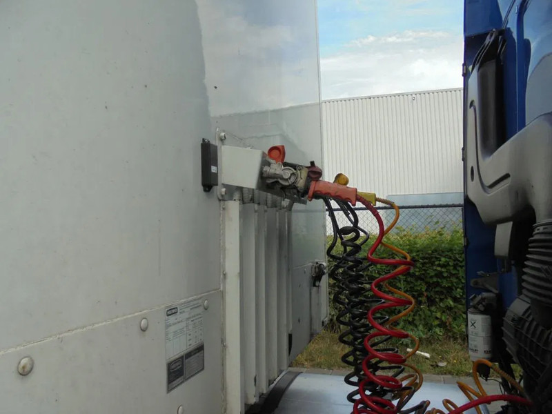 HTF HZCT 32 + 2 AXLE + AMA LIFT - بصندوق مغلق نصف مقطورة: صور 5 HTF HZCT 32 + 2 AXLE + AMA LIFT - بصندوق مغلق نصف مقطورة: صور 5