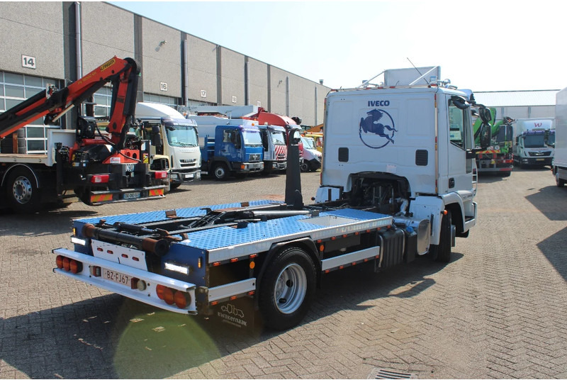 Iveco Eurocargo 100e18 +EURO 5 + HOOK SYSTEM - شاحنة ذات الخطاف: صور 5 Iveco Eurocargo 100e18 +EURO 5 + HOOK SYSTEM - شاحنة ذات الخطاف: صور 5