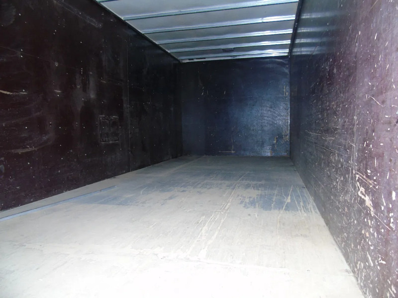 Iveco Eurocargo 120E22 + EURO 5 + 5.80 METER BOX - بصندوق مغلق شاحنة: صور 5 Iveco Eurocargo 120E22 + EURO 5 + 5.80 METER BOX - بصندوق مغلق شاحنة: صور 5