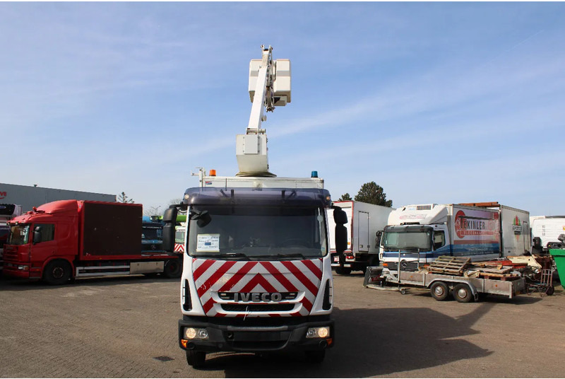 شاحنة Iveco Eurocargo 120EL18 + COMET + EURO 5: صور 7