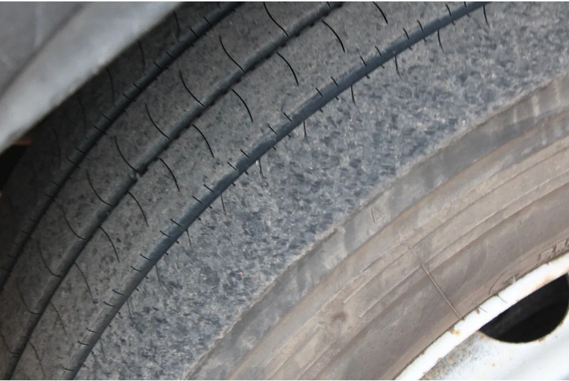 شاحنة Iveco Eurocargo 120EL18 + COMET + EURO 5: صور 15