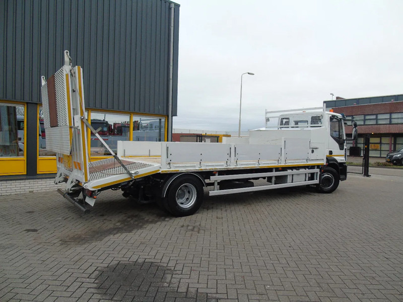 Iveco Eurocargo 160E210 + 71.0000km + euro 6 + - شاحنة نقل سيارات شاحنة: صور 4 Iveco Eurocargo 160E210 + 71.0000km + euro 6 + - شاحنة نقل سيارات شاحنة: صور 4