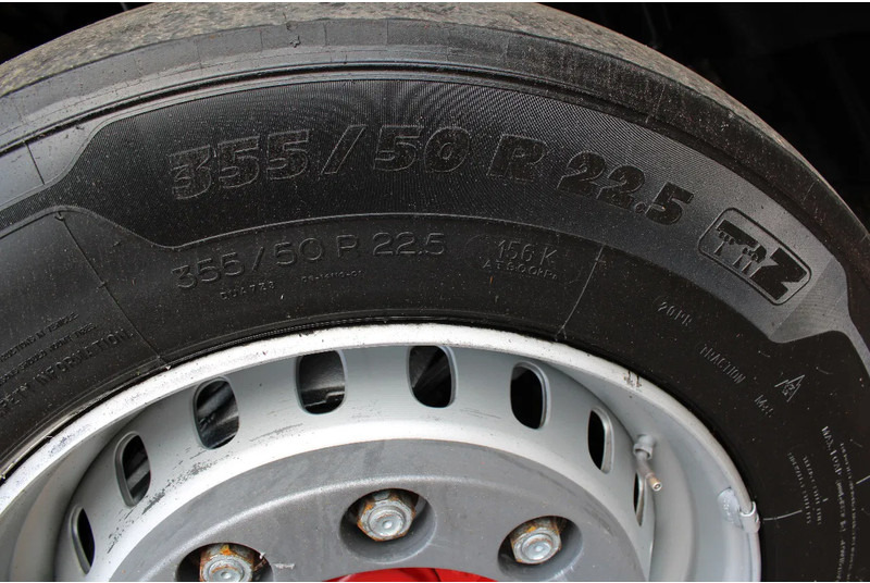 Iveco S-WAY 460 + LNG + retarder + euro 6 - شاحنة جرار: صور 5 Iveco S-WAY 460 + LNG + retarder + euro 6 - شاحنة جرار: صور 5