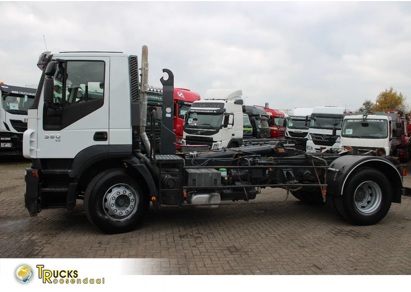 Iveco Stralis 360 + HOOKSYSTEM - شاحنة ذات الخطاف: صور 1 Iveco Stralis 360 + HOOKSYSTEM - شاحنة ذات الخطاف: صور 1