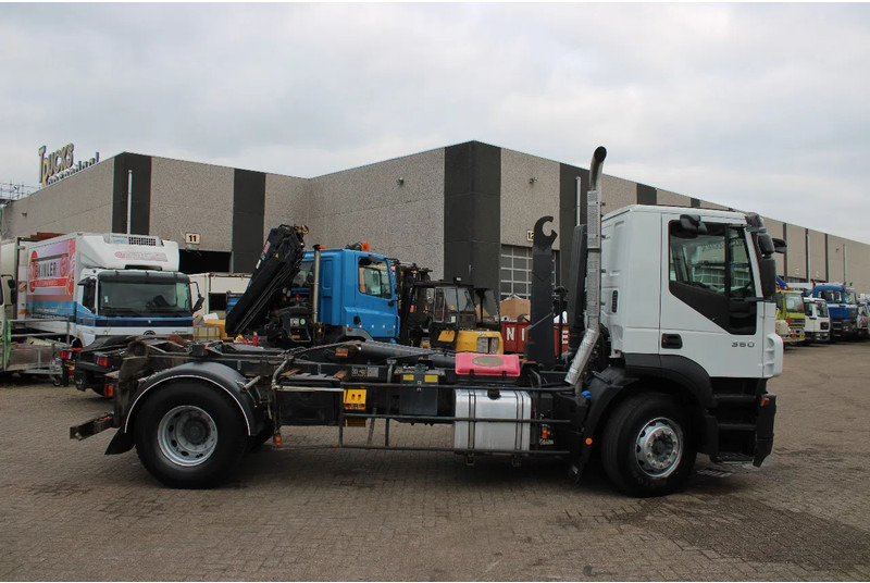 Iveco Stralis 360 + HOOKSYSTEM - شاحنة ذات الخطاف: صور 5 Iveco Stralis 360 + HOOKSYSTEM - شاحنة ذات الخطاف: صور 5