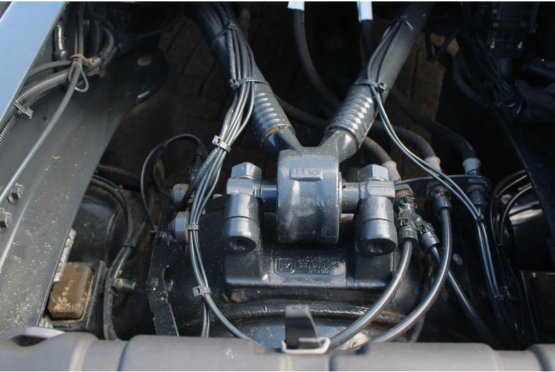 شاحنة جرار Iveco Stralis retarder 510 + RETARDER + 230.000KM!! EURO 6: صور 17