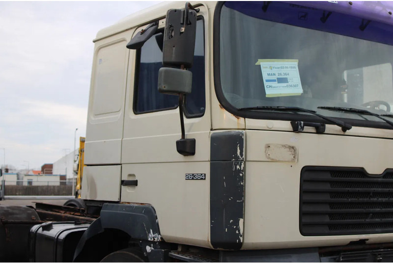 MAN F 26.364 + 6X4 + BIG AXLE + EURO 2 + MANUAL - شاحنة جرار: صور 5 MAN F 26.364 + 6X4 + BIG AXLE + EURO 2 + MANUAL - شاحنة جرار: صور 5