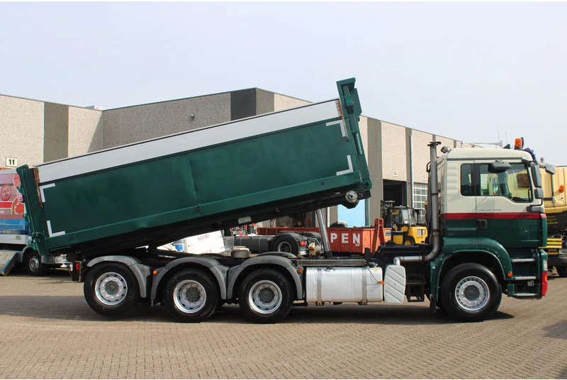 MAN TGA 35.400 8X4 + MANUAL! + NCH kipper/ bitum sprayer - شاحنة - نظام الكابلات: صور 4 MAN TGA 35.400 8X4 + MANUAL! + NCH kipper/ bitum sprayer - شاحنة - نظام الكابلات: صور 4