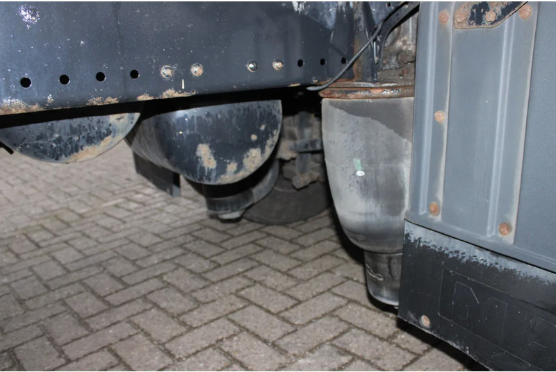بصندوق مغلق شاحنة MAN TGL 8.220 + EURO 6 + LIFT: صور 19