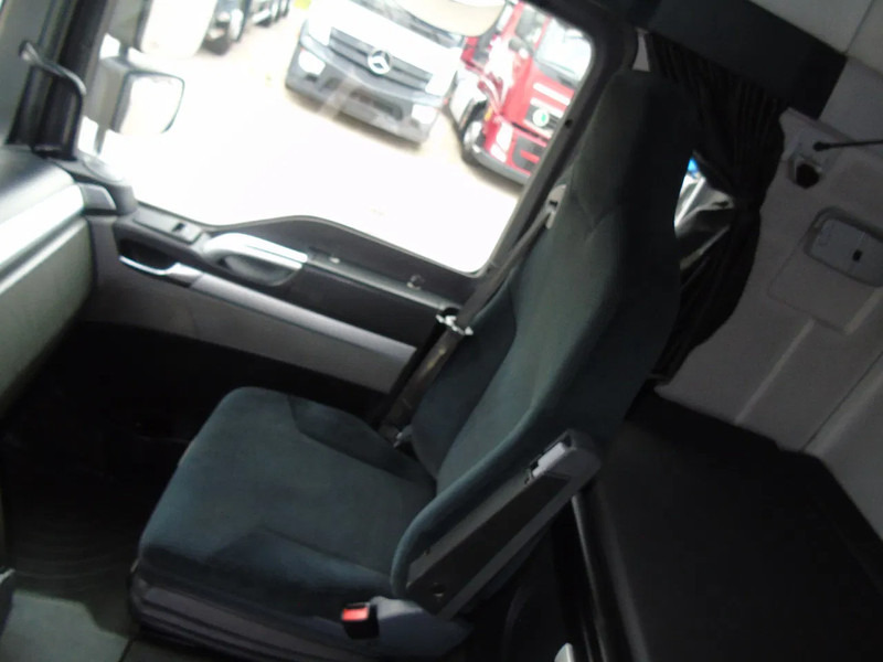 بصندوق مغلق شاحنة MAN TGM 12.250 + EURO 6 + LIFT: صور 10