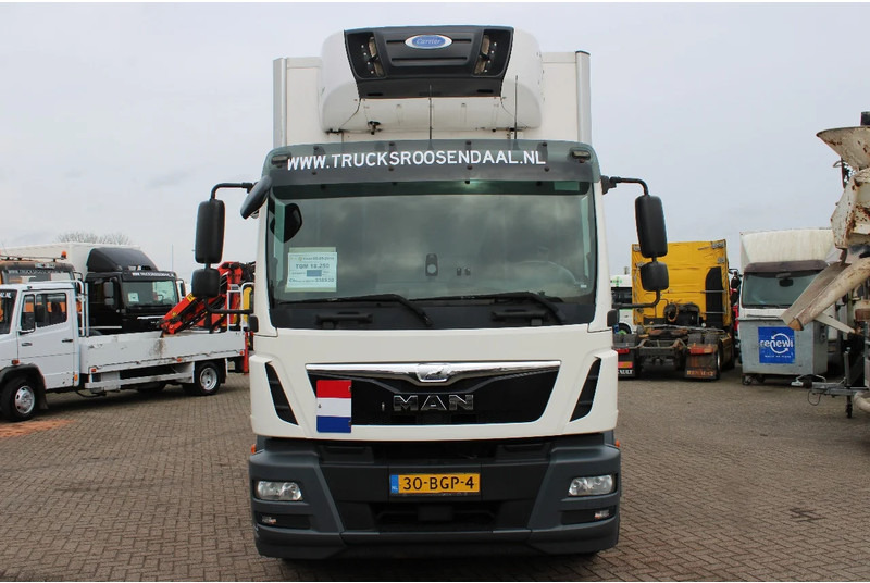 MAN TGM 18.250 + EURO 6 + CARRIER + LIFT - مبردة شاحنة: صور 2 MAN TGM 18.250 + EURO 6 + CARRIER + LIFT - مبردة شاحنة: صور 2