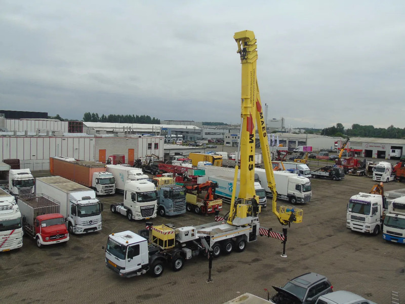 Mercedes-Benz Actros 4148 + 84 meters + 10x4 - شاحنة: صور 4 Mercedes-Benz Actros 4148 + 84 meters + 10x4 - شاحنة: صور 4