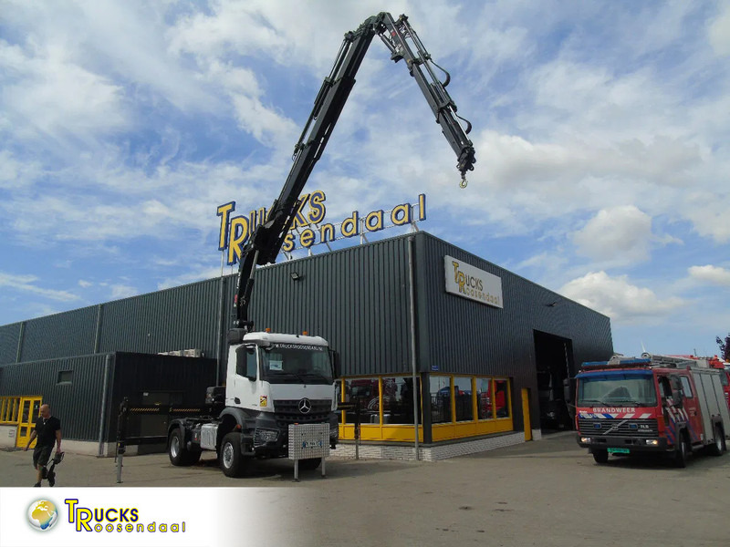 Mercedes-Benz Arocs 2051 + 4X4 + HIAB 302 E6 / JIB 70 X 4 + 10 EXTENTSIONS (512hours) - شاحنة كرين: صور 1 Mercedes-Benz Arocs 2051 + 4X4 + HIAB 302 E6 / JIB 70 X 4 + 10 EXTENTSIONS (512hours) - شاحنة كرين: صور 1
