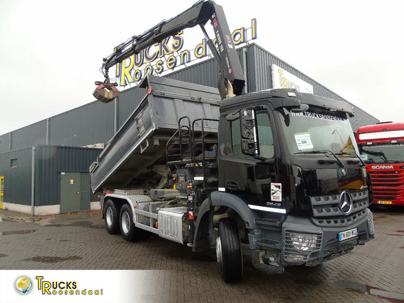 Mercedes-Benz Arocs 2643 + HIAB HIDUO 188B-3 + 6X4 + 3 SIDE TIPPER + REMOTE - قلابات, شاحنة كرين: صور 1 Mercedes-Benz Arocs 2643 + HIAB HIDUO 188B-3 + 6X4 + 3 SIDE TIPPER + REMOTE - قلابات, شاحنة كرين: صور 1