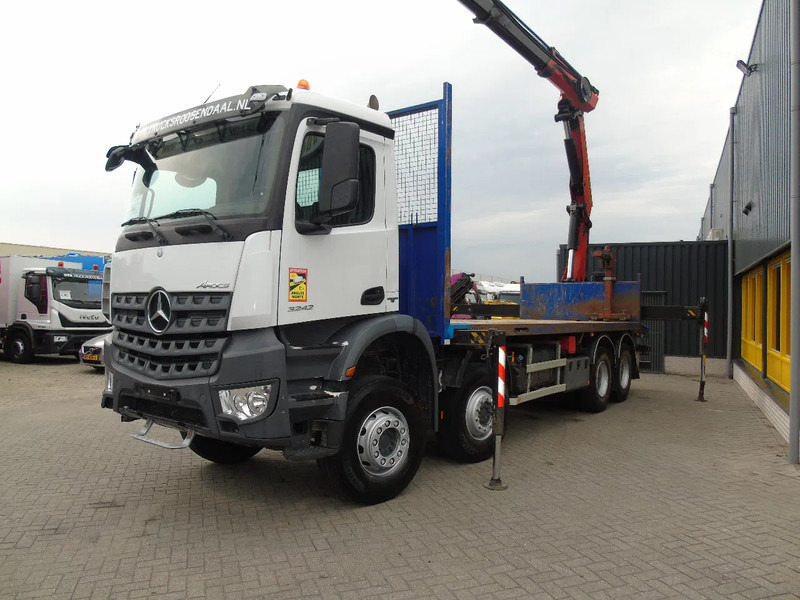 Mercedes-Benz Arocs 3242 + PALFINGER 33002EH 7x EXTENTION + 8X4 + EURO 6 + REMOTE - شاحنة كرين: صور 5 Mercedes-Benz Arocs 3242 + PALFINGER 33002EH 7x EXTENTION + 8X4 + EURO 6 + REMOTE - شاحنة كرين: صور 5