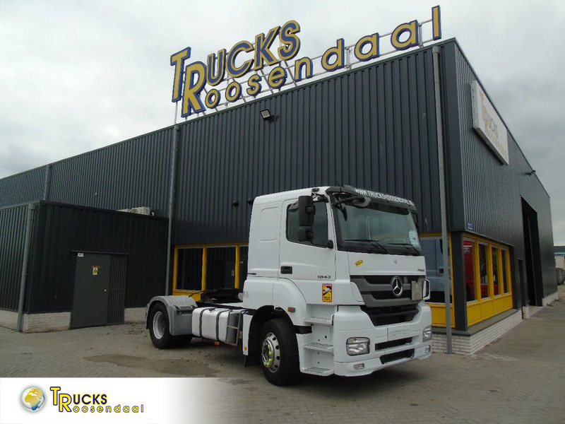 Mercedes-Benz Axor 1843 + RETARDER + EURO 5 + 2x IN STOCK - شاحنة جرار: صور 1 Mercedes-Benz Axor 1843 + RETARDER + EURO 5 + 2x IN STOCK - شاحنة جرار: صور 1