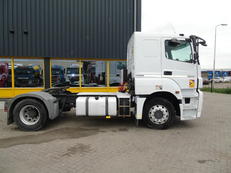 Mercedes-Benz Axor 1843 + retarder + euro 5 + 2X IN STOCK - شاحنة جرار: صور 3 Mercedes-Benz Axor 1843 + retarder + euro 5 + 2X IN STOCK - شاحنة جرار: صور 3