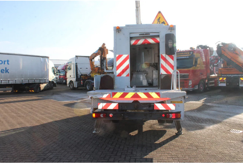 Renault Midlum 220 + 14METER + EURO 5 - شاحنة: صور 5 Renault Midlum 220 + 14METER + EURO 5 - شاحنة: صور 5