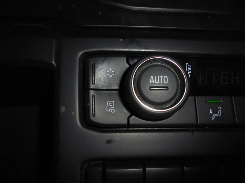 Interior photo 1: شاحنة جرار Scania R500 NGS + Retarder + Euro 6