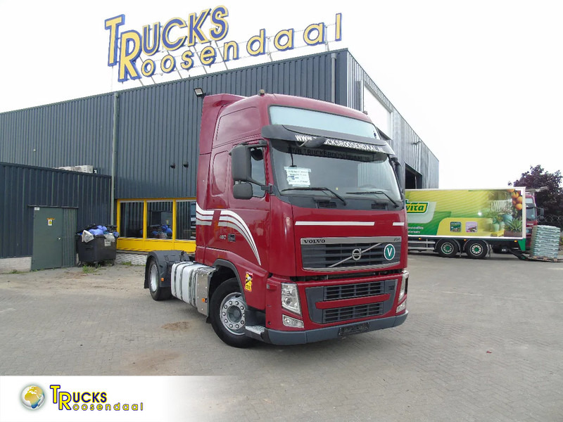 Volvo FH 460 + XL CAB + MANUAL + EURO 5 - شاحنة جرار: صور 1 Volvo FH 460 + XL CAB + MANUAL + EURO 5 - شاحنة جرار: صور 1