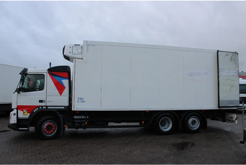 مبردة شاحنة Volvo FMX 370 + EURO 5 + CARRIER + meat + 6x2 + atp: صور 19